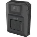 AXIS W102 Body Worn Camera w kolorze czarnym, widok pod kątem z lewej strony